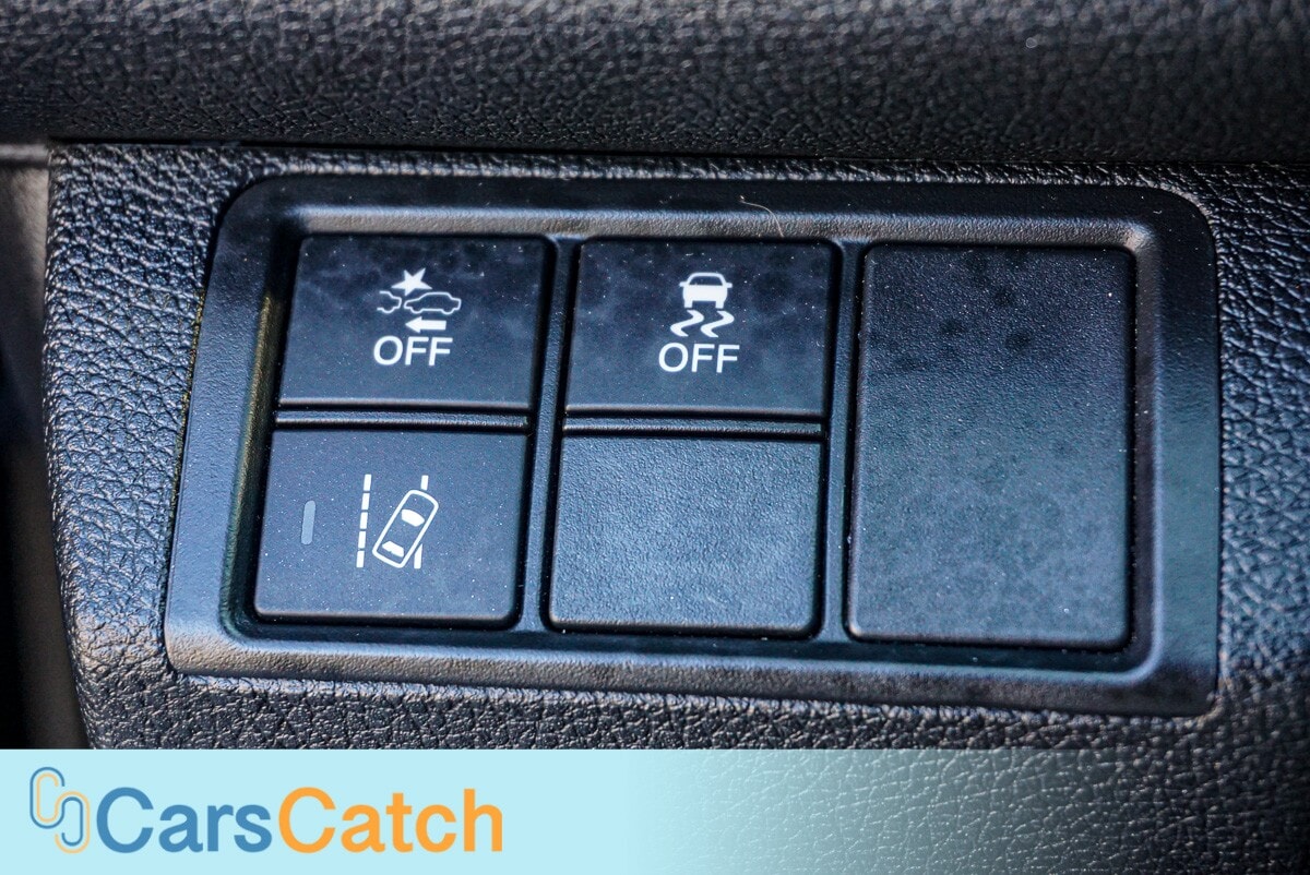 CARSCATCH  - Used vehicle - SEDAN HONDA CIVIC 2019