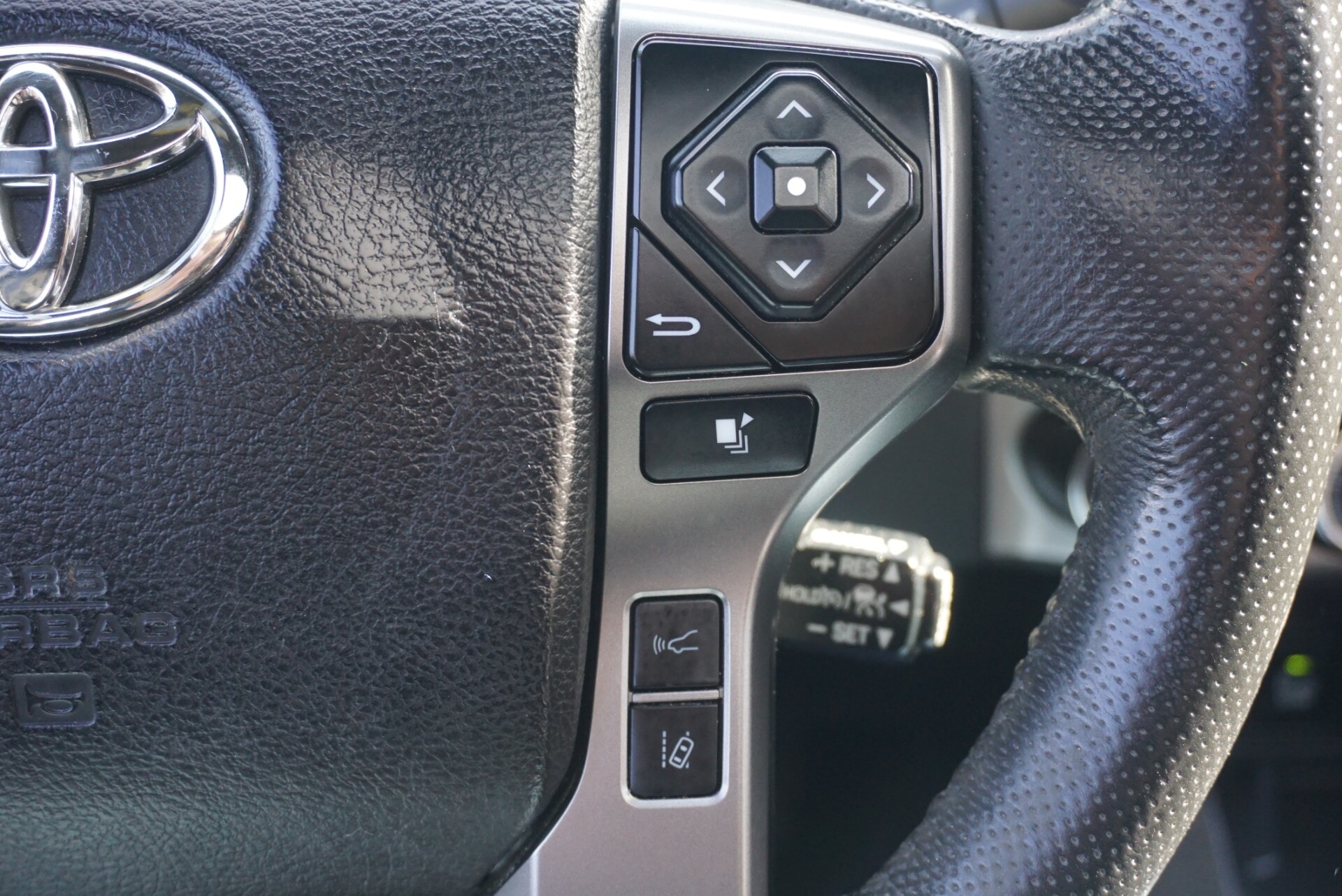 CARSCATCH - Used vehicle - TRUCK TOYOTA TACOMA 4WD 2021