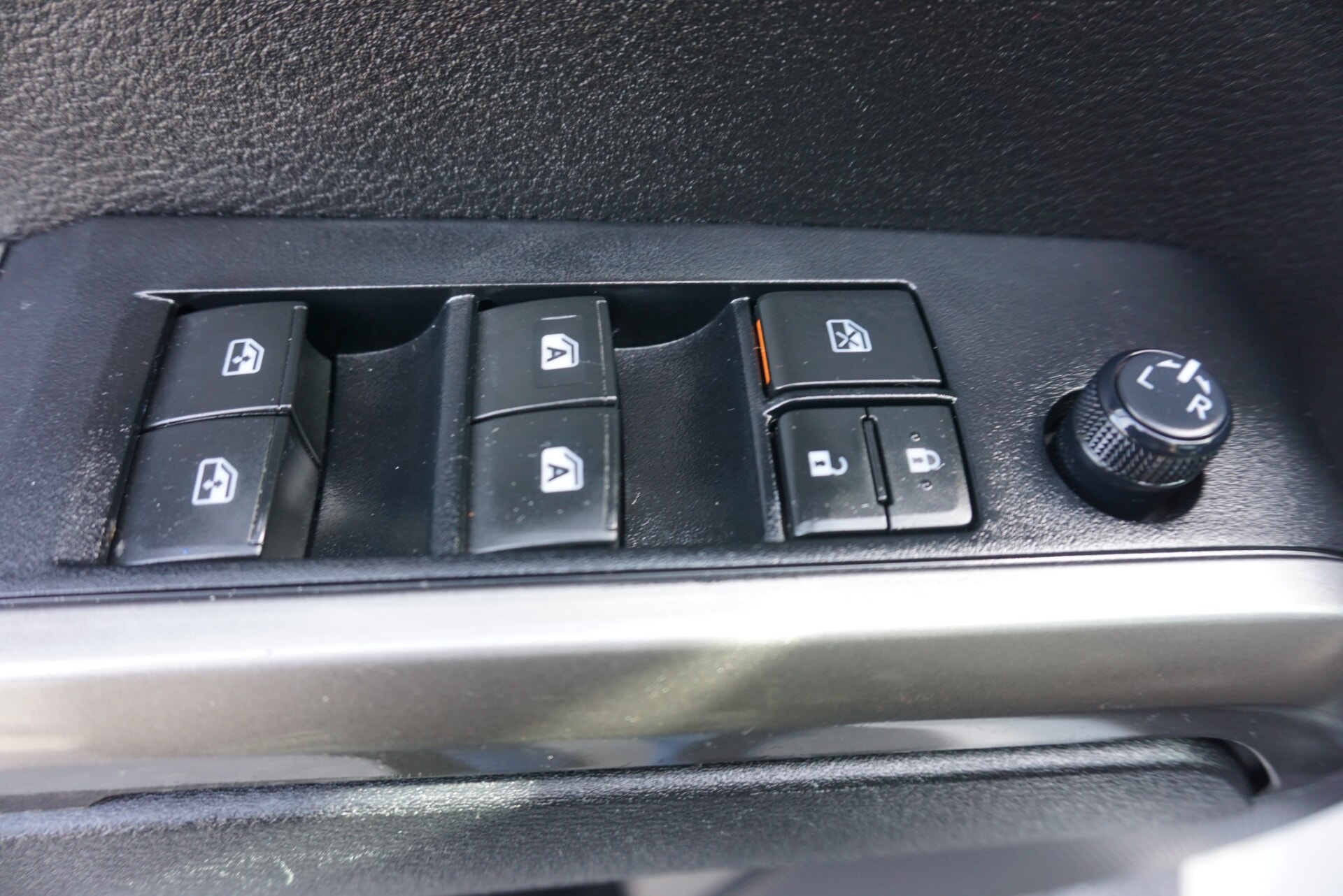 CARSCATCH - Used vehicle - TRUCK TOYOTA TACOMA 4WD 2021