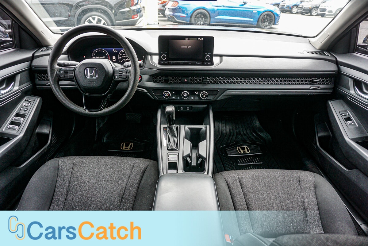 CARSCATCH - Used vehicle - SEDAN HONDA ACCORD 2023