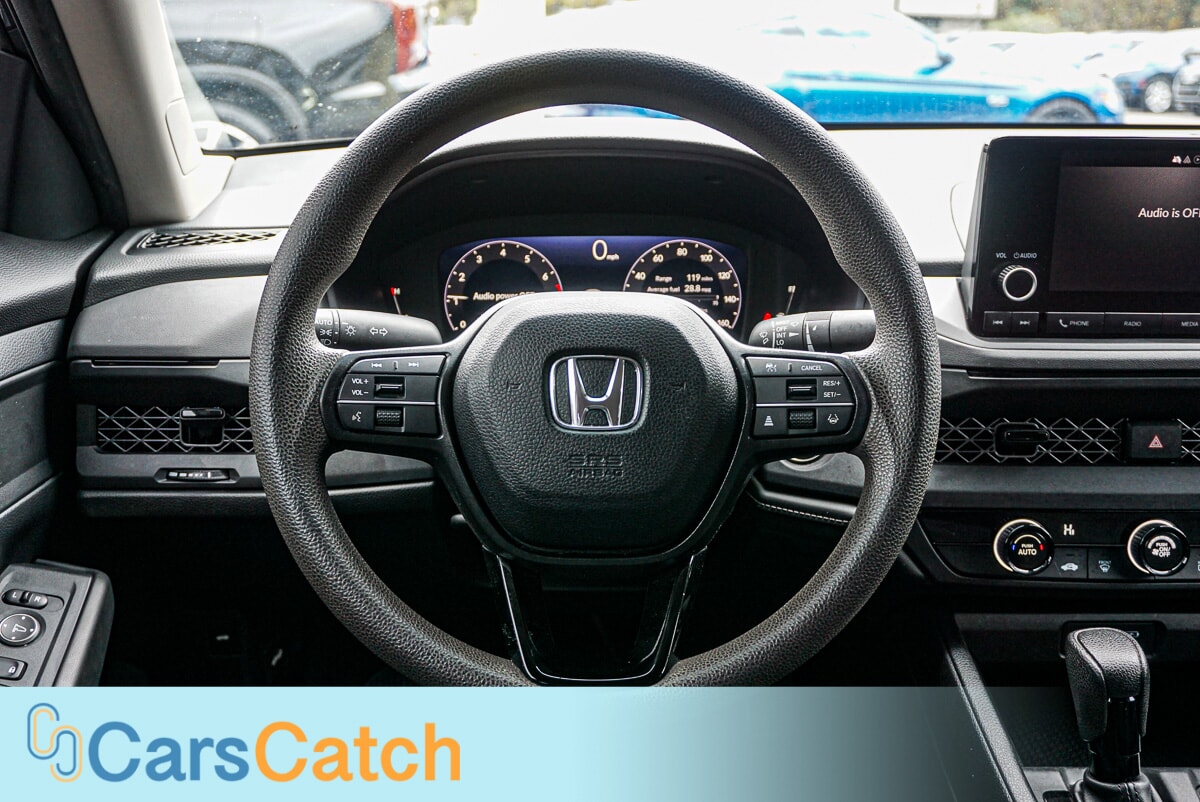 CARSCATCH - Used vehicle - SEDAN HONDA ACCORD 2023
