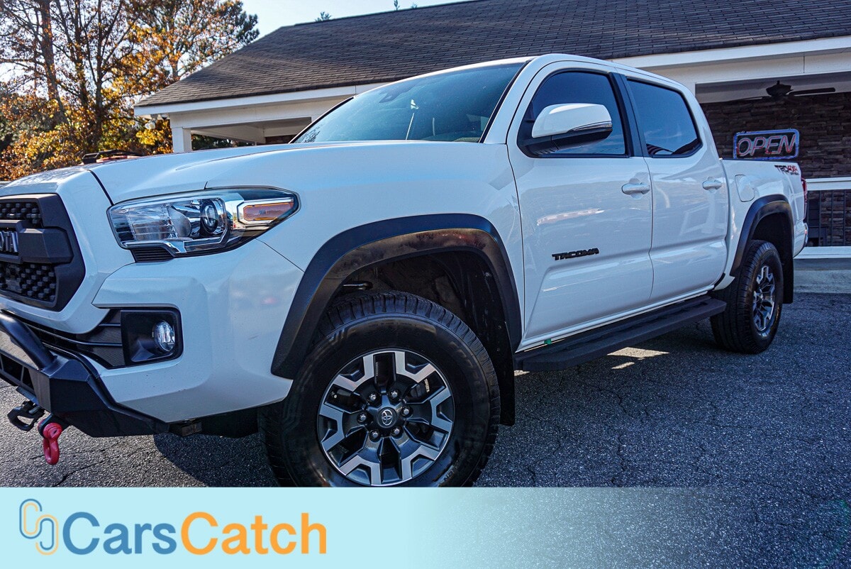 CARSCATCH - Used vehicle - TRUCK TOYOTA TACOMA 2018