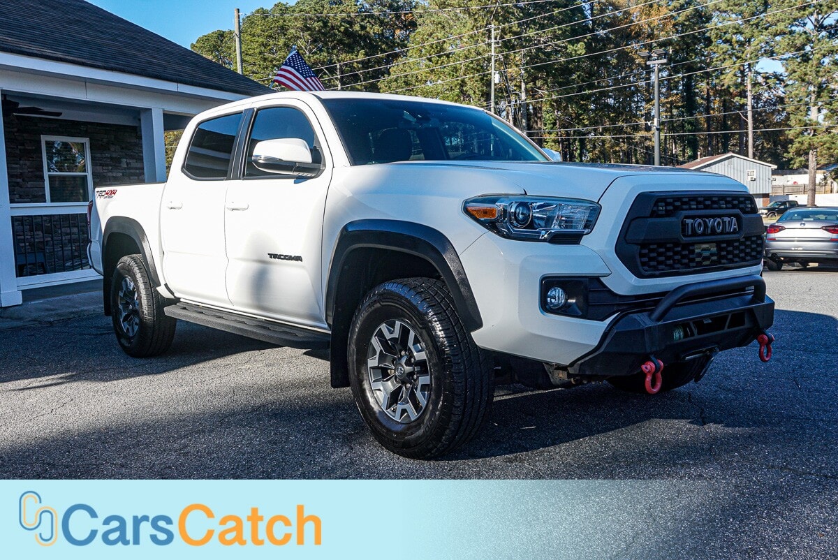 CARSCATCH - Used vehicle - TRUCK TOYOTA TACOMA 2018