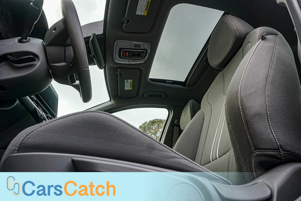 CARSCATCH - Used vehicle - SEDAN HYUNDAI ELANTRA 2024