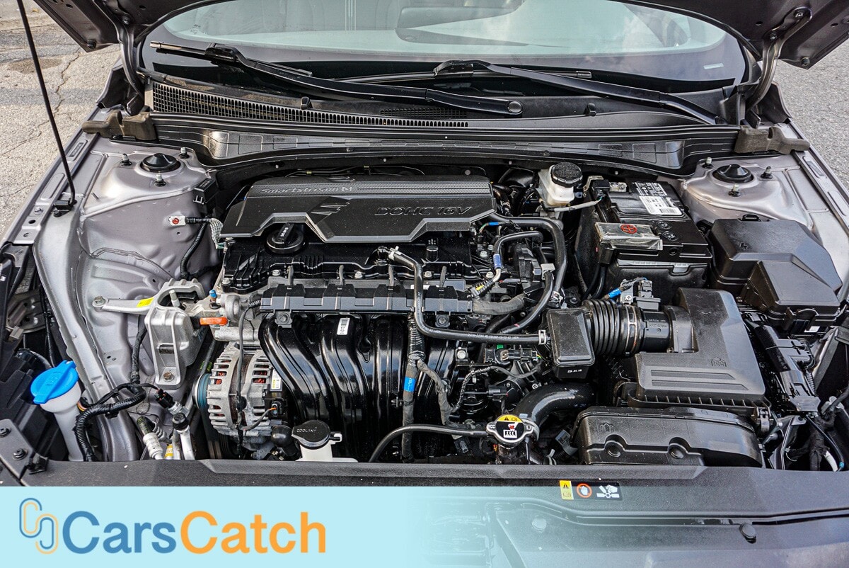 CARSCATCH - Used vehicle - SEDAN HYUNDAI ELANTRA 2024