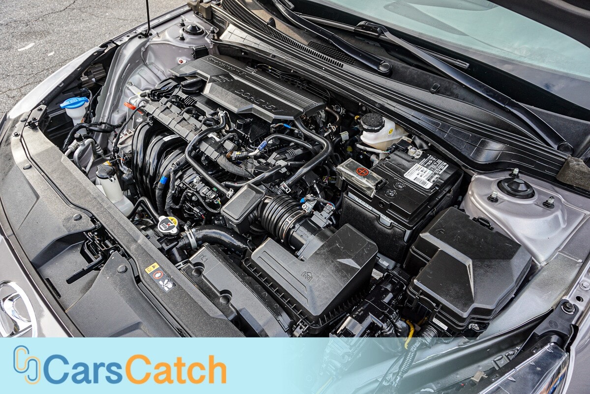 CARSCATCH - Used vehicle - SEDAN HYUNDAI ELANTRA 2024