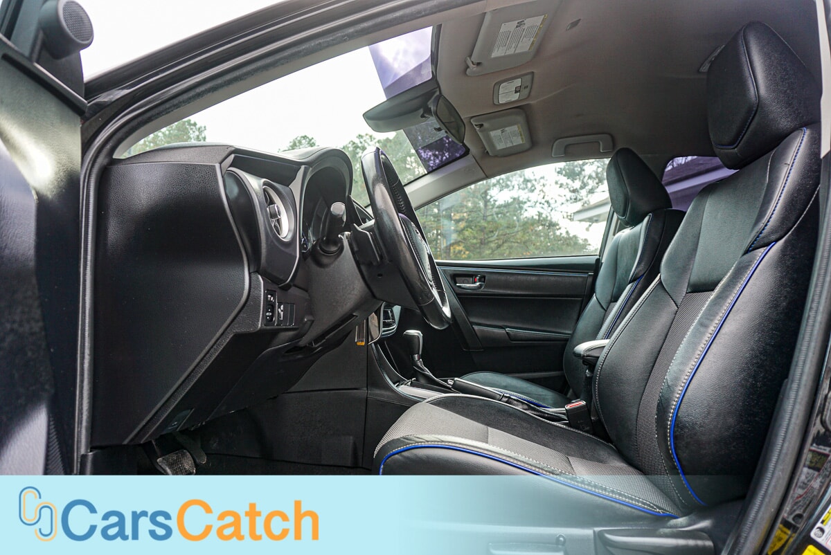 CARSCATCH - Used vehicle - SEDAN TOYOTA COROLLA 2019