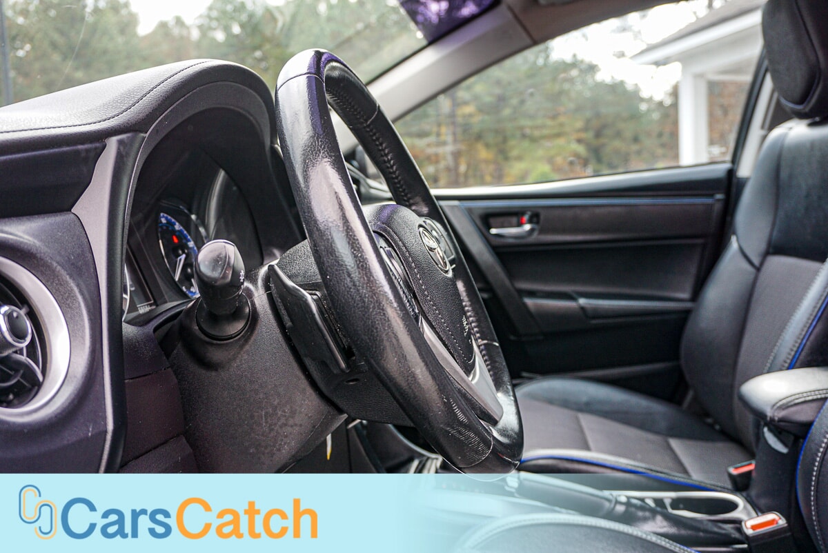 CARSCATCH - Used vehicle - SEDAN TOYOTA COROLLA 2019
