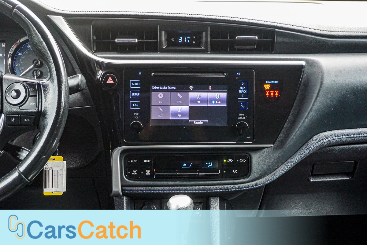 CARSCATCH - Used vehicle - SEDAN TOYOTA COROLLA 2019