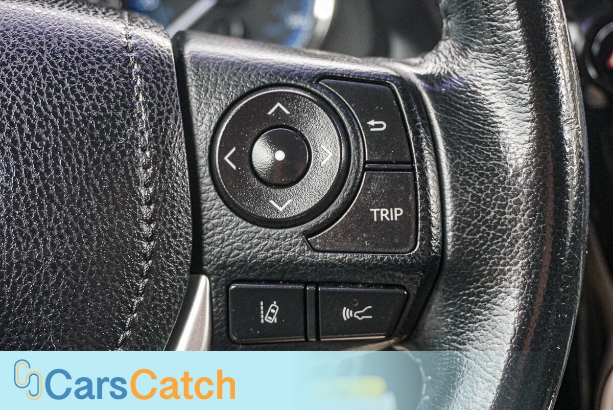 CARSCATCH - Used vehicle - SEDAN TOYOTA COROLLA 2019