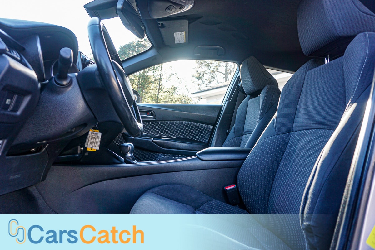 CARSCATCH - Used vehicle - SUV TOYOTA C-HR 2018