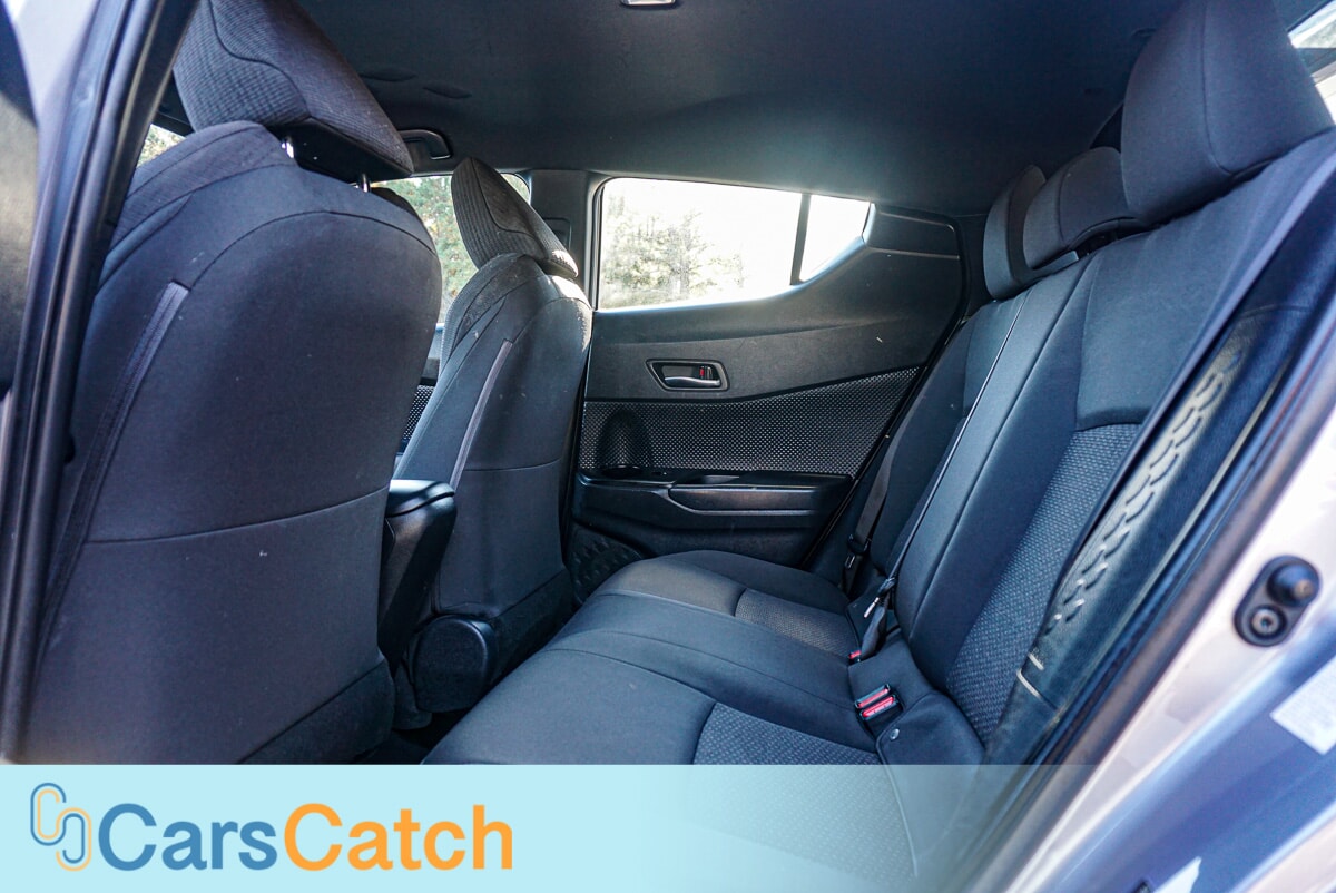 CARSCATCH - Used vehicle - SUV TOYOTA C-HR 2018