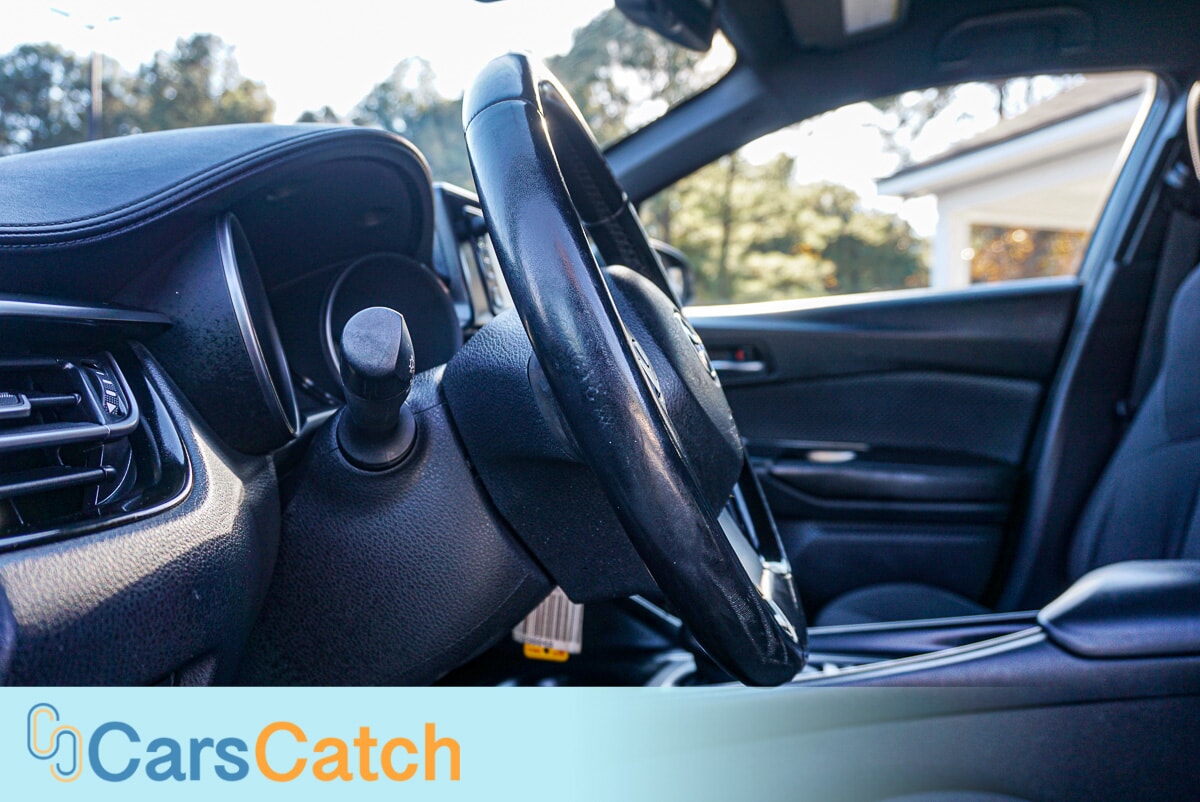 CARSCATCH - Used vehicle - SUV TOYOTA C-HR 2018