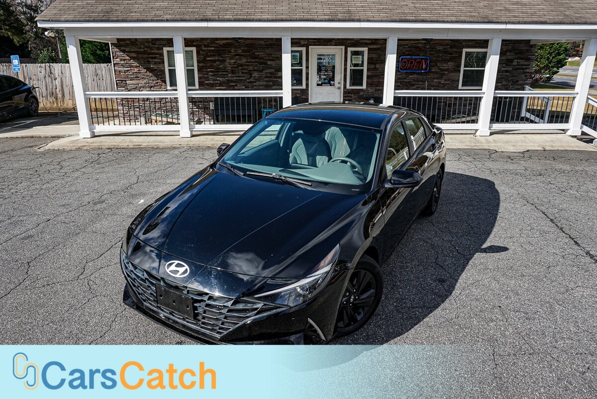 CARSCATCH - Used vehicle - SEDAN HYUNDAI ELANTRA 2022