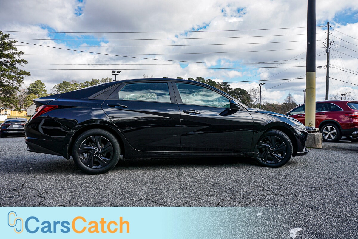 CARSCATCH - Used vehicle - SEDAN HYUNDAI ELANTRA 2022