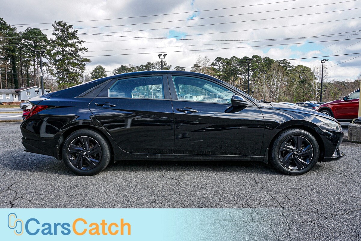 CARSCATCH - Used vehicle - SEDAN HYUNDAI ELANTRA 2022