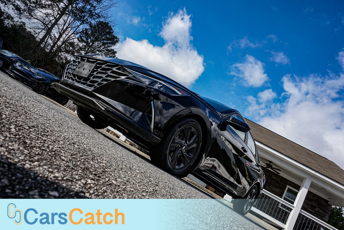 CARSCATCH - Used vehicle - SEDAN HYUNDAI ELANTRA 2022