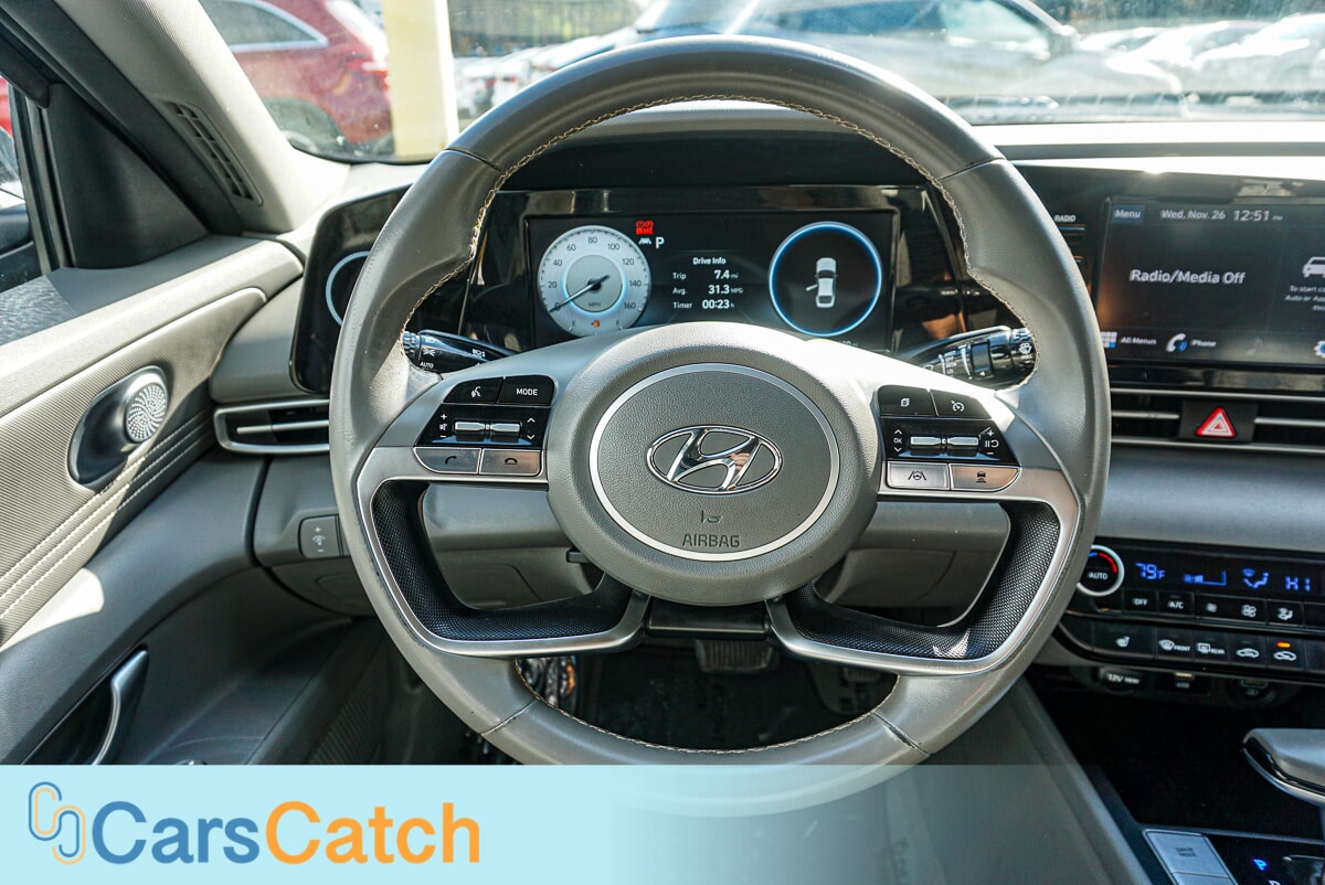 CARSCATCH - Used vehicle - SEDAN HYUNDAI ELANTRA 2022
