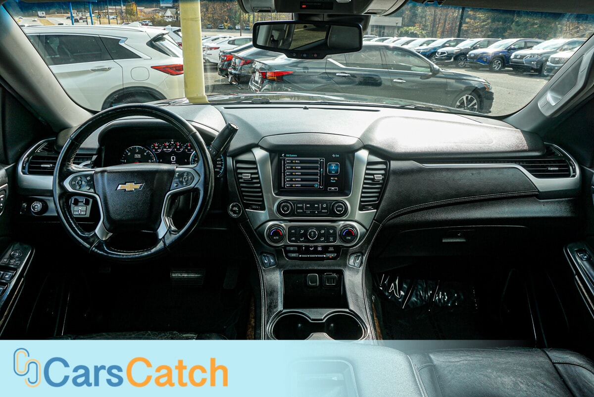 CARSCATCH - Used vehicle - SUV CHEVROLET TAHOE 2017