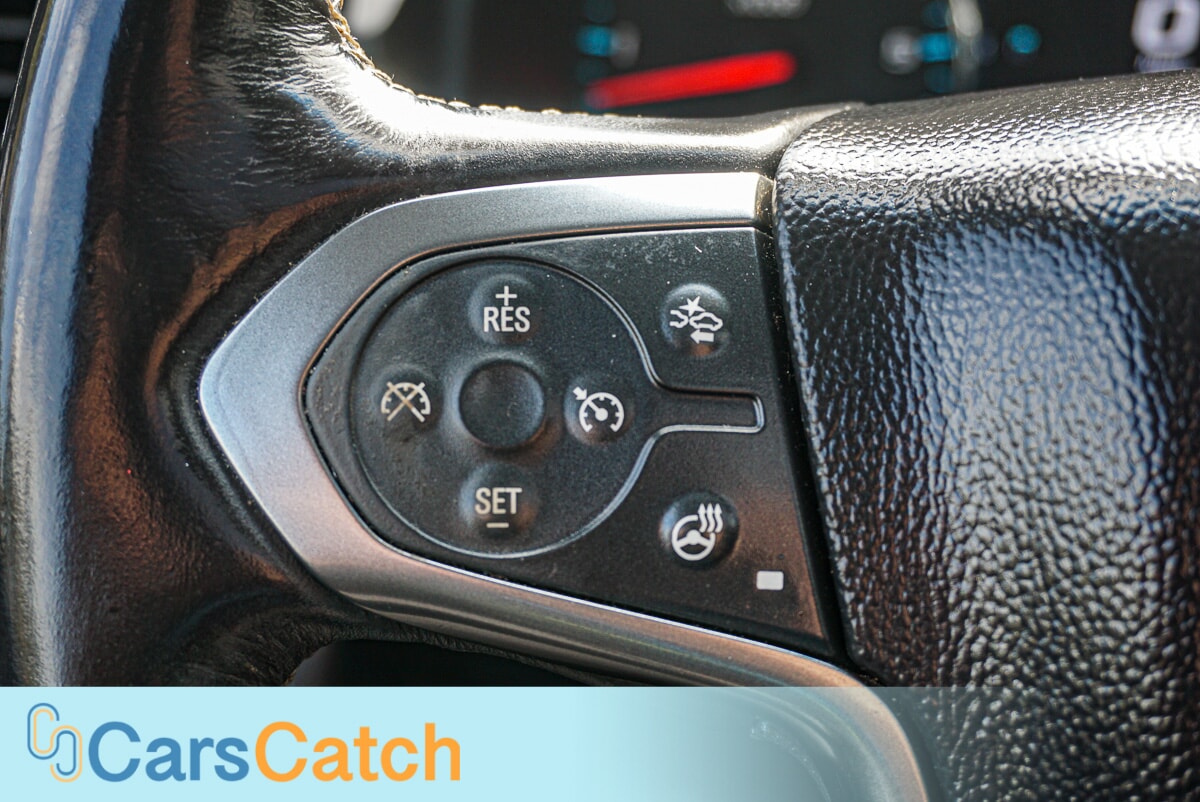 CARSCATCH - Used vehicle - SUV CHEVROLET TAHOE 2017