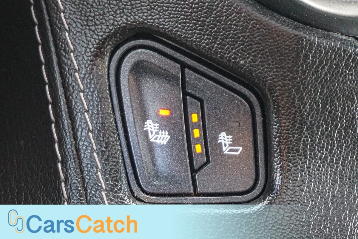 CARSCATCH - Used vehicle - SUV CHEVROLET TAHOE 2017