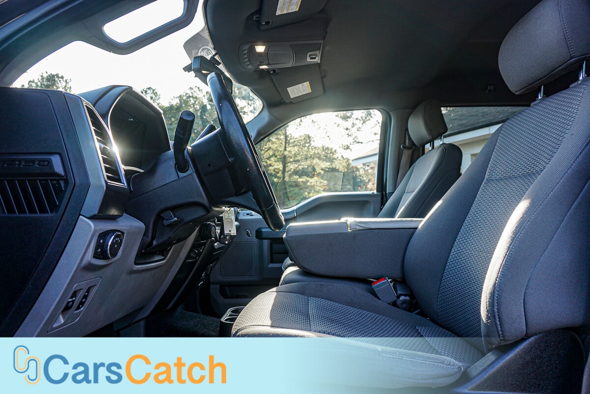 CARSCATCH - Used vehicle - TRUCK FORD F-150 2018