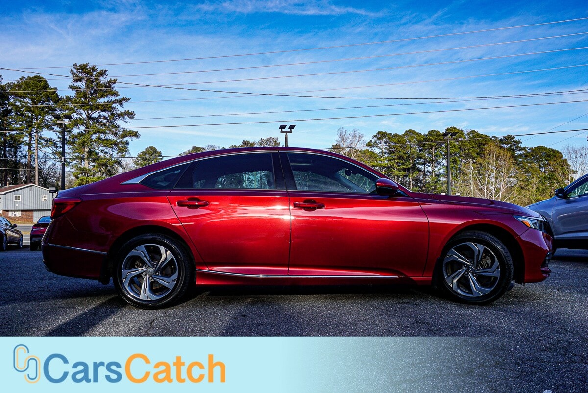 CARSCATCH - Used vehicle - SEDAN HONDA ACCORD 2018