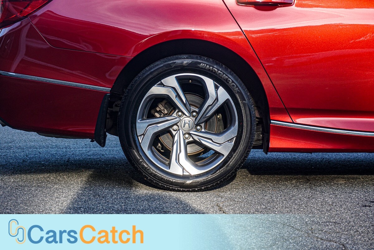 CARSCATCH - Used vehicle - SEDAN HONDA ACCORD 2018