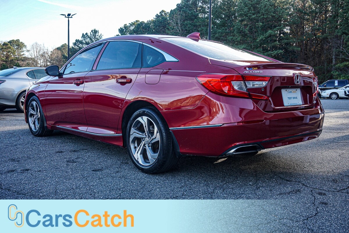 CARSCATCH - Used vehicle - SEDAN HONDA ACCORD 2018