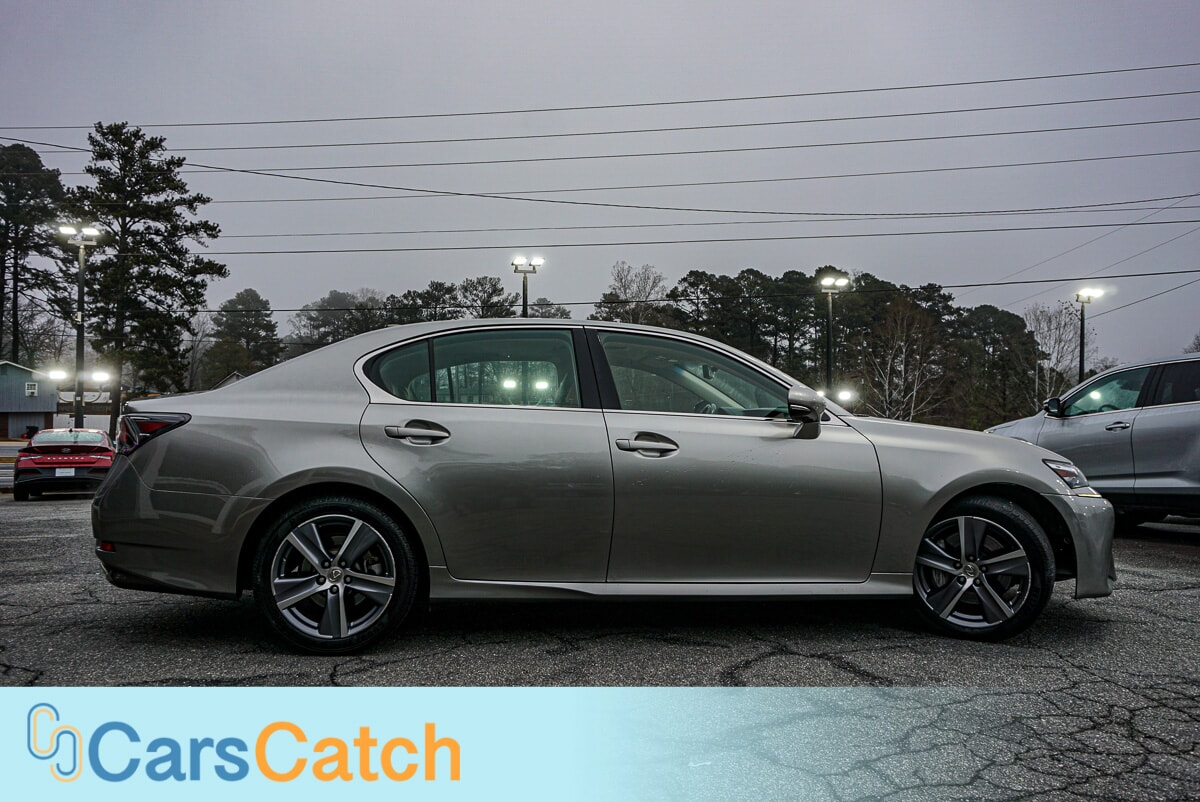 CARSCATCH - Used vehicle - SEDAN LEXUS GS 200T 2016