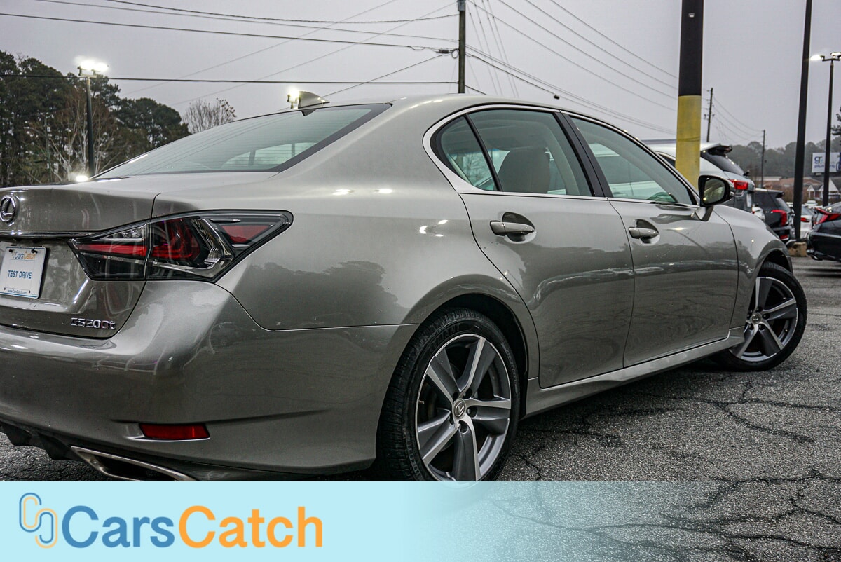 CARSCATCH - Used vehicle - SEDAN LEXUS GS 200T 2016