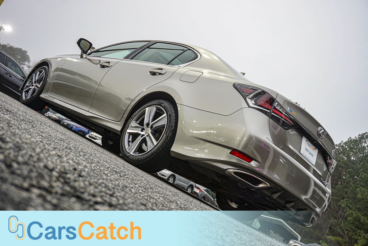 CARSCATCH - Used vehicle - SEDAN LEXUS GS 200T 2016