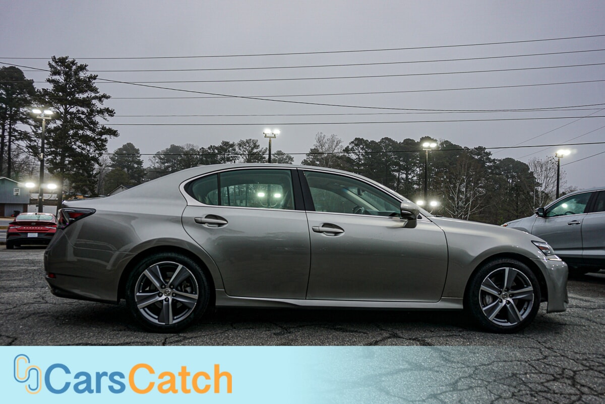 CARSCATCH - Used vehicle - SEDAN LEXUS GS 200T 2016