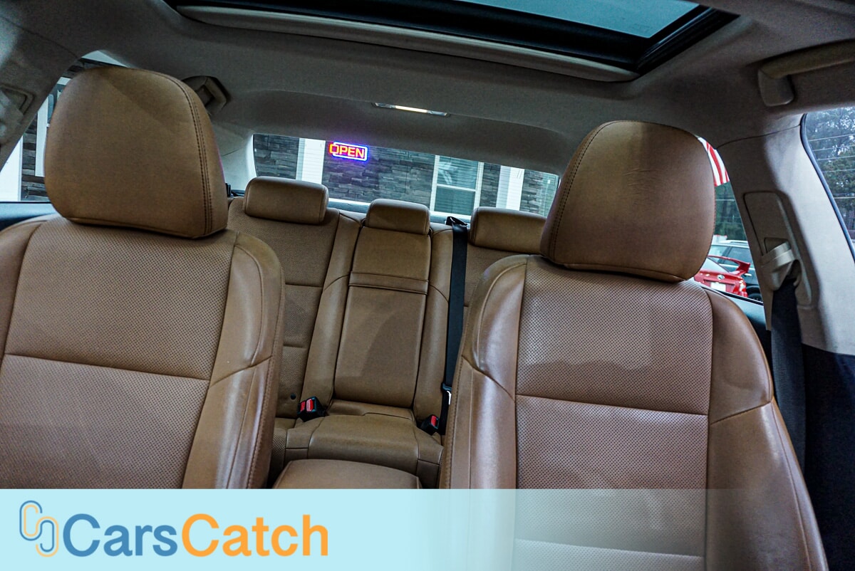 CARSCATCH - Used vehicle - SEDAN LEXUS GS 200T 2016