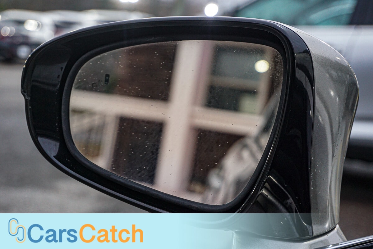 CARSCATCH - Used vehicle - SEDAN LEXUS GS 200T 2016