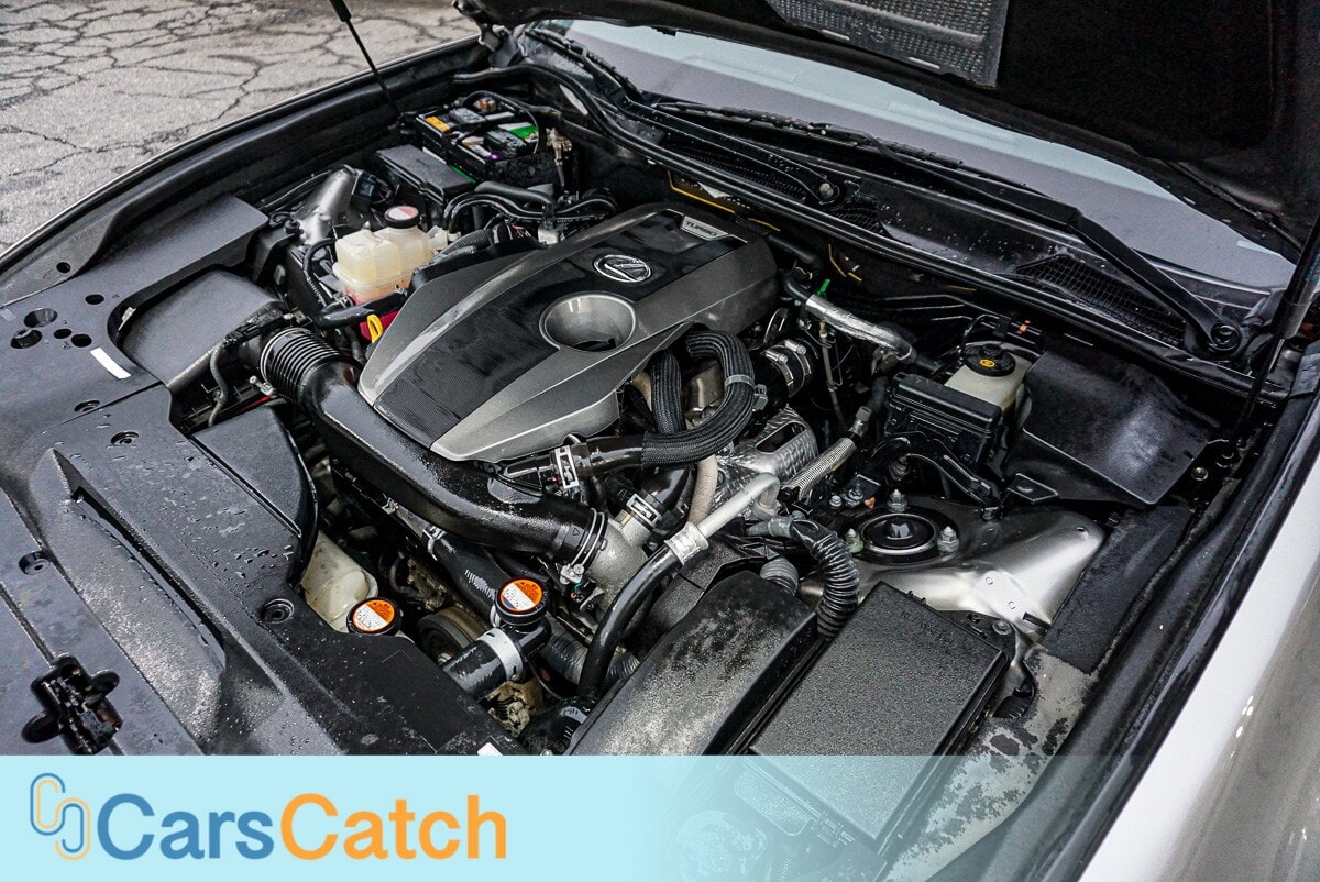 CARSCATCH - Used vehicle - SEDAN LEXUS GS 200T 2016