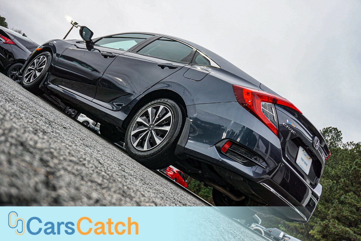 CARSCATCH - Used vehicle - SEDAN HONDA CIVIC 2019