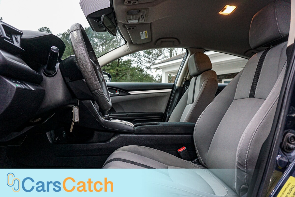 CARSCATCH - Used vehicle - SEDAN HONDA CIVIC 2019