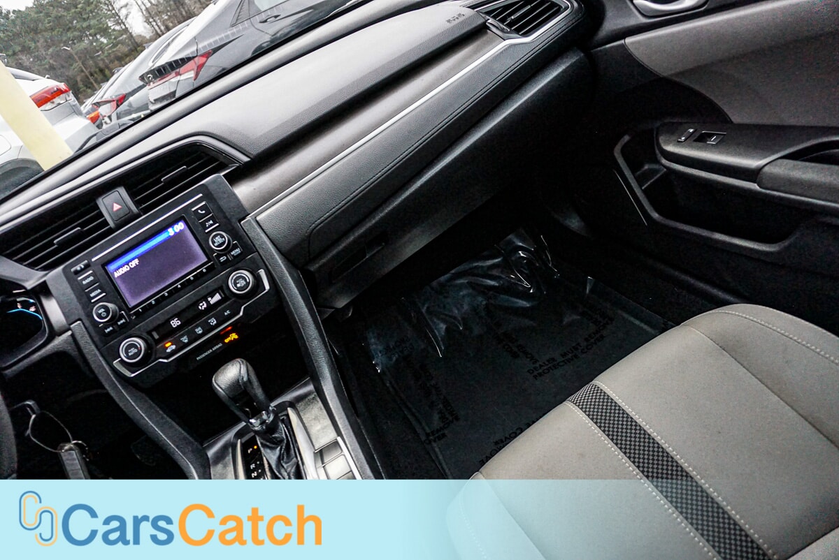 CARSCATCH - Used vehicle - SEDAN HONDA CIVIC 2019