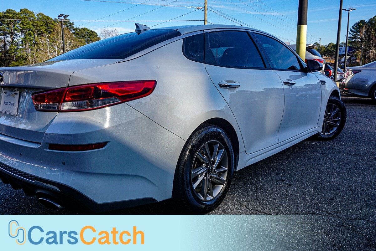 CARSCATCH - Used vehicle - SEDAN KIA OPTIMA 2019