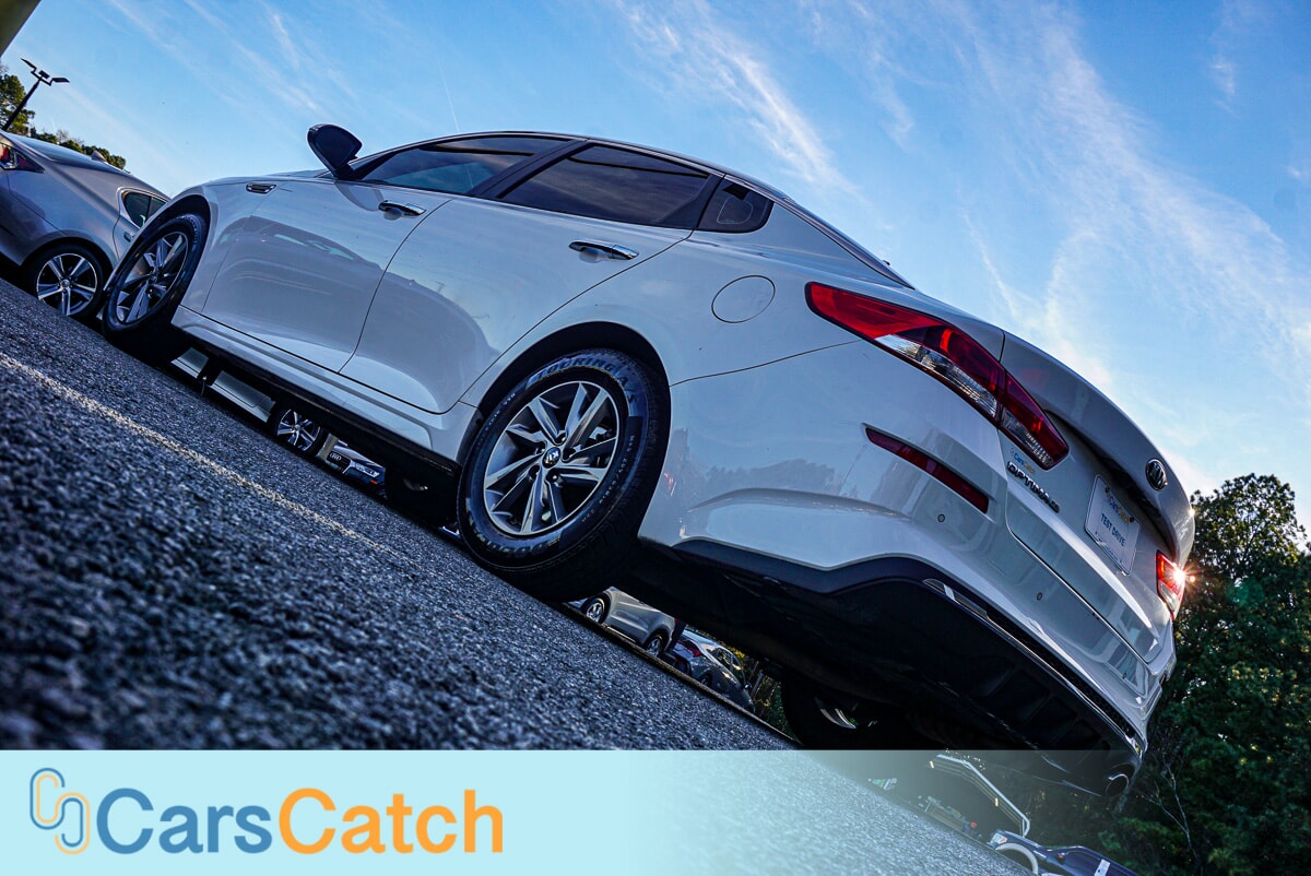 CARSCATCH - Used vehicle - SEDAN KIA OPTIMA 2019