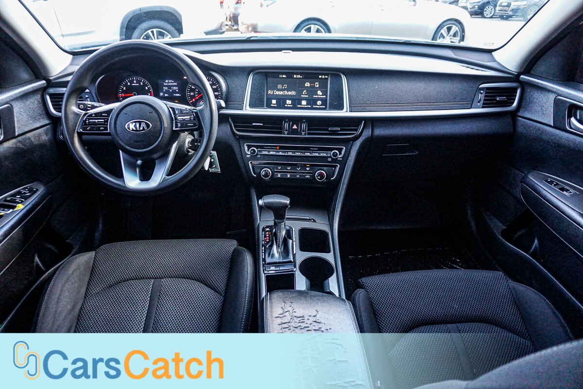 CARSCATCH - Used vehicle - SEDAN KIA OPTIMA 2019