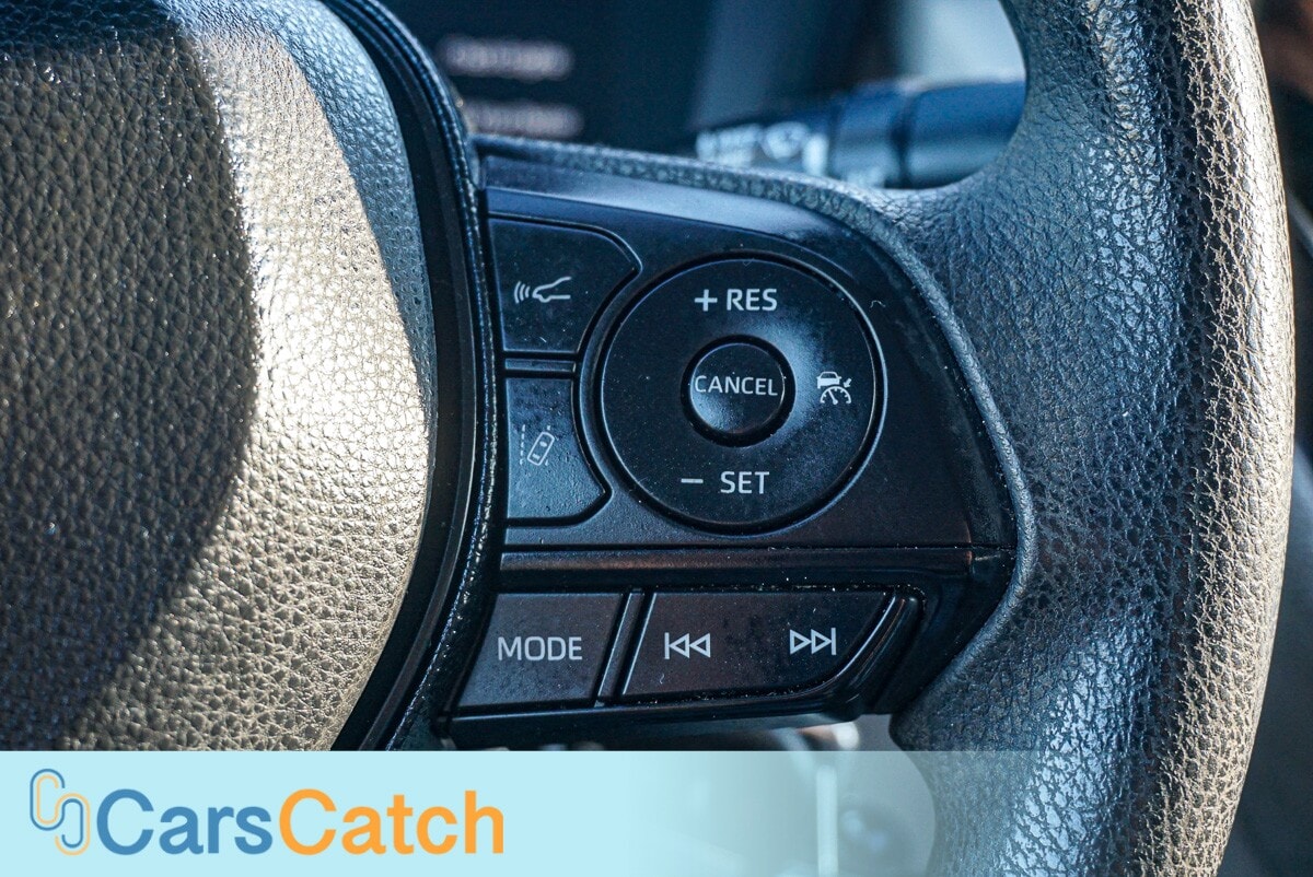 CARSCATCH - Used vehicle - SEDAN TOYOTA COROLLA 2020