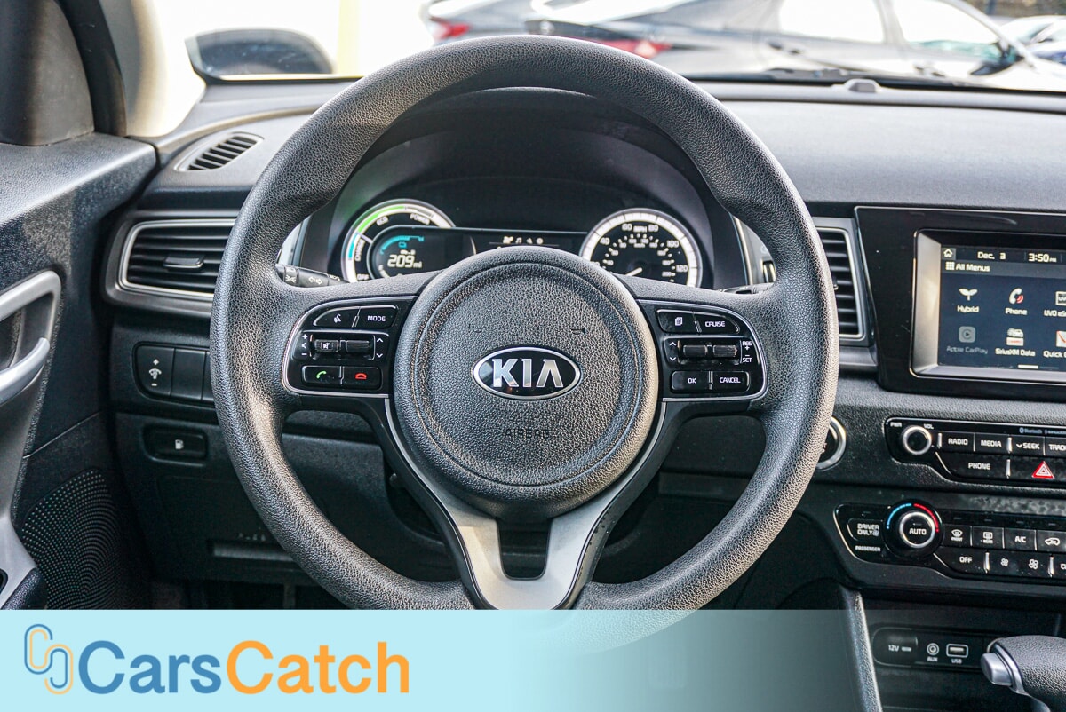 CARSCATCH - Used vehicle - SUV KIA NIRO 2019