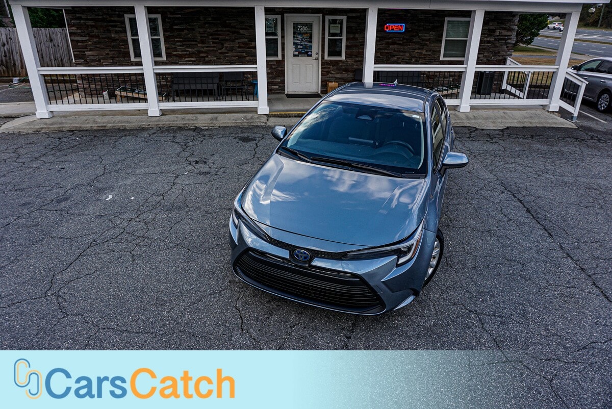 CARSCATCH - Used vehicle - SEDAN TOYOTA COROLLA 2024
