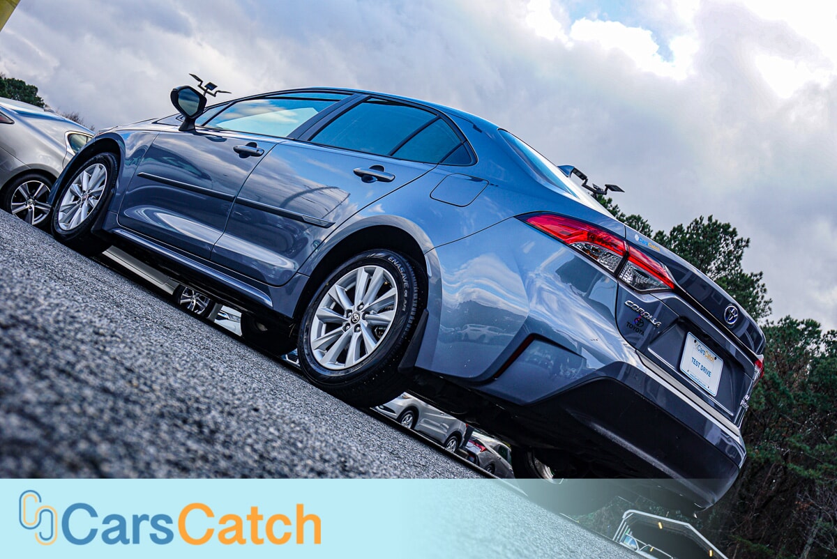CARSCATCH - Used vehicle - SEDAN TOYOTA COROLLA 2024