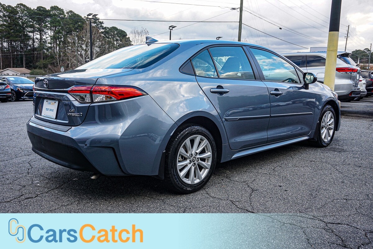 CARSCATCH - Used vehicle - SEDAN TOYOTA COROLLA 2024