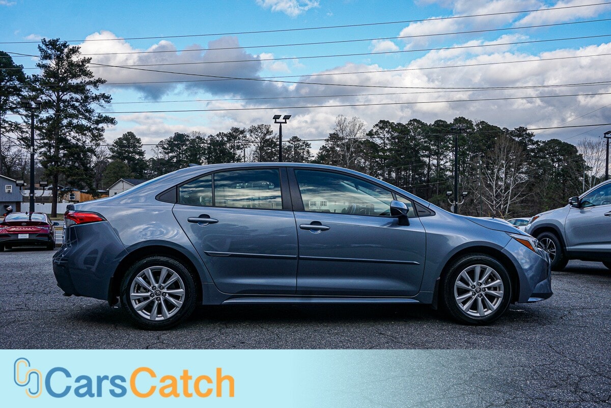 CARSCATCH - Used vehicle - SEDAN TOYOTA COROLLA 2024