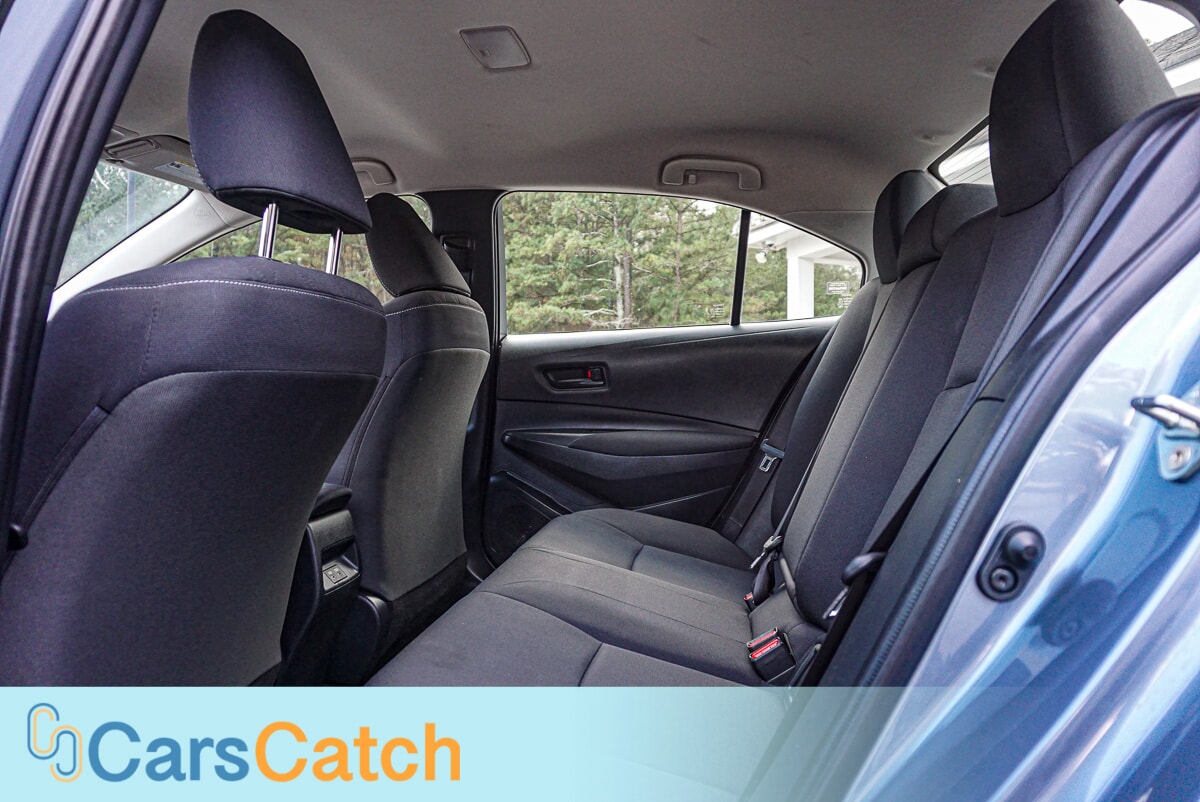 CARSCATCH - Used vehicle - SEDAN TOYOTA COROLLA 2024