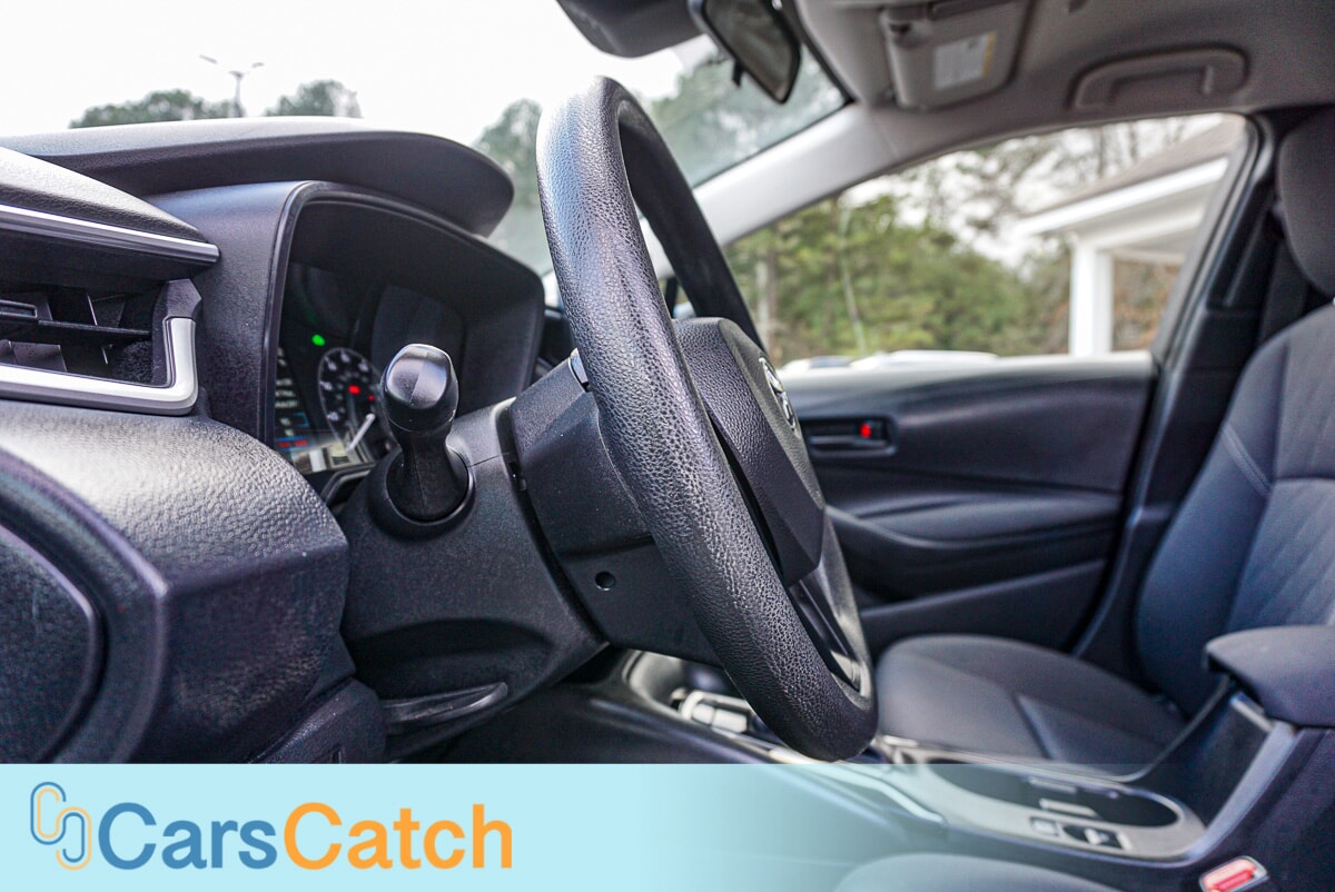 CARSCATCH - Used vehicle - SEDAN TOYOTA COROLLA 2024